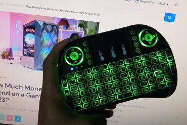 i8-mini-RGB-keyboard-rgbforgamers